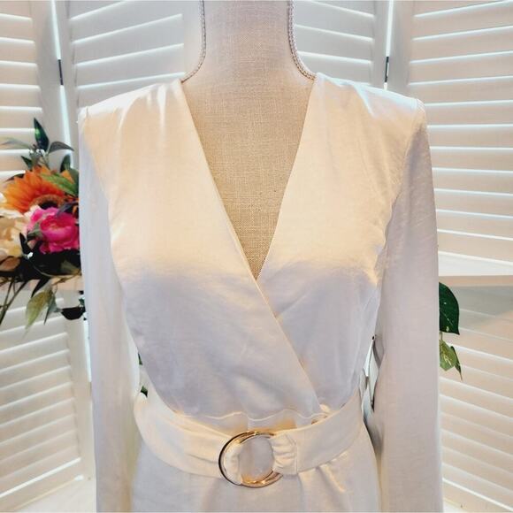 LULUS WHITE SILK LIKE BELTED LINED NEW DRESS SIZE SMALL - Picture 2 of 7